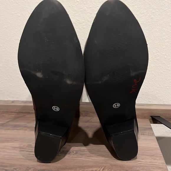 Women’s Sunflower Cowboy Boots - Picture 7 of 9